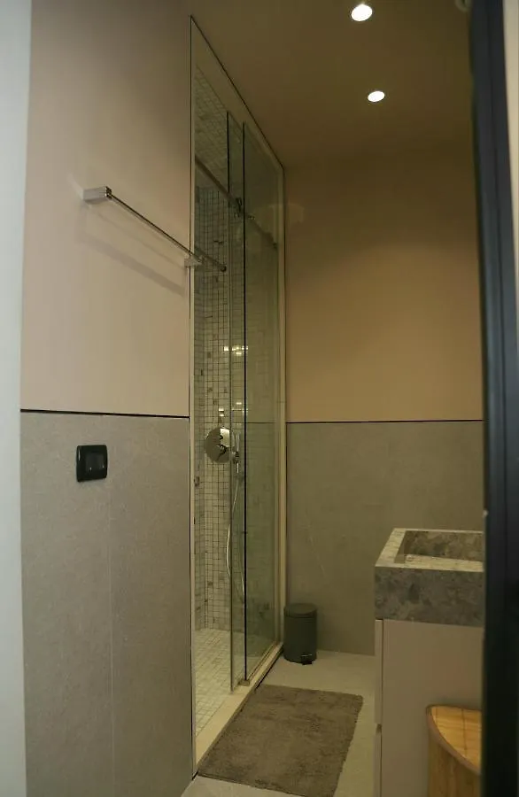 Mjolly Apartment Tirana