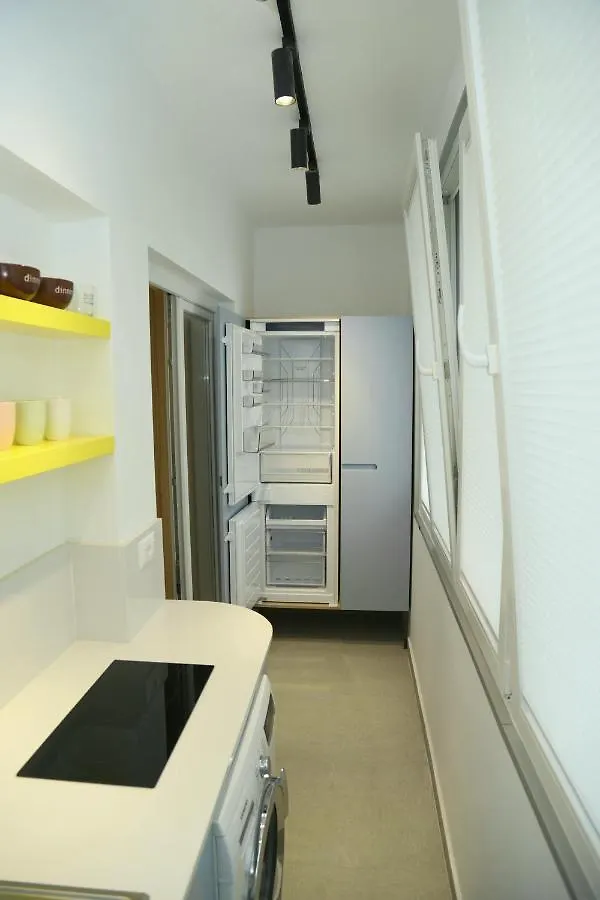 Mjolly Apartment Tirana 0*,  Albanië