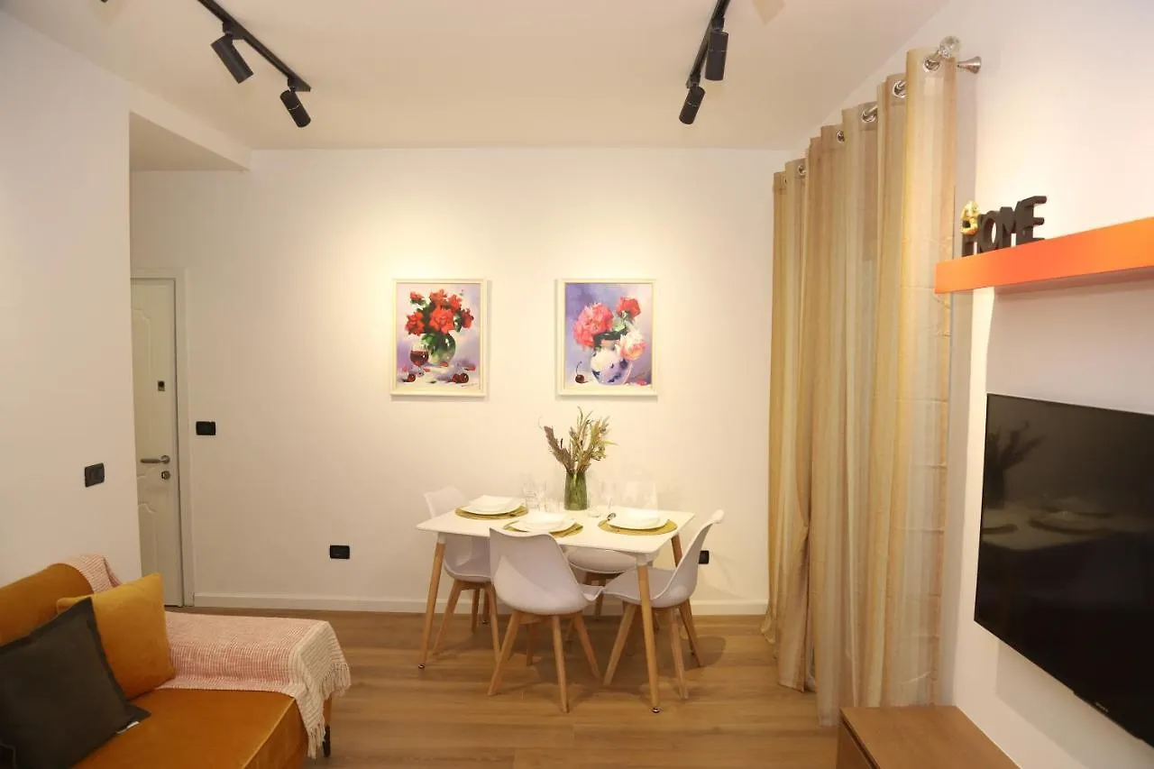 Mjolly Apartment Tirana Albanië